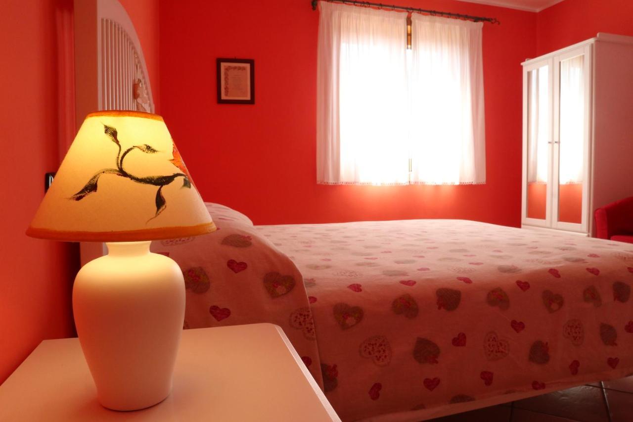 B&B La Casa Del Sole Controne Экстерьер фото